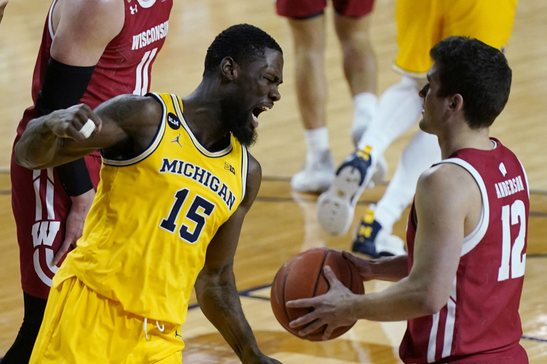 Michigan 77, UW 54
